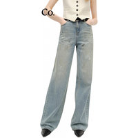  MO&Co./摩安珂 微弹涂污喷污洗磨做旧 女士牛仔裤