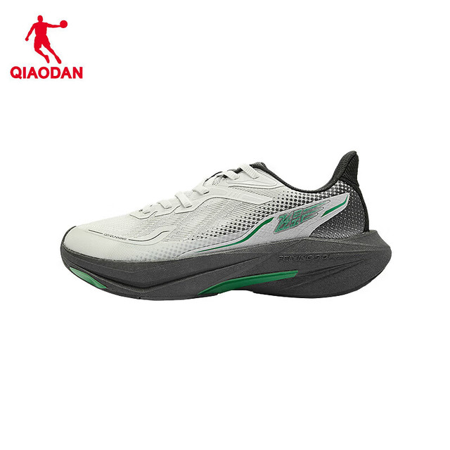 乔丹 飞影5.0跑步鞋 QDB023252251