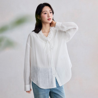 超V会员：茵曼 法式双层木耳边V领薄衬衫