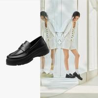 ecco 经典百搭女厚底乐福鞋 踪迹30 220723