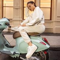 Reebok CLUB C EXTRA 女款休闲运动鞋