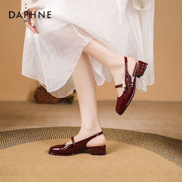 达芙妮 包头凉鞋女夏季粗跟玛丽珍法式浅口单鞋