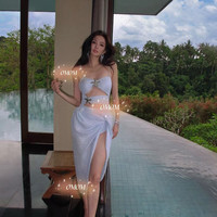  OMOM 高级感烫银包臀连体亮闪闪水钻肩带 女士泳衣