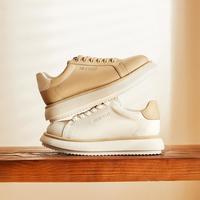 玖熙 头层牛皮休闲鞋春季面包小方增高休闲鞋女运动鞋