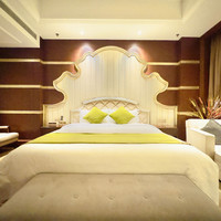 华君温泉度假酒店1晚+豪华精自助餐午餐晚餐+室外泡池+恐龙园+娱乐室KTV+麻将房+炫彩溶洞