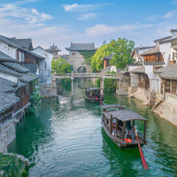 盐官潮乐之城2店通兑-大床/双床 1晚+双人潮乐之城+观潮公园门票（无限出入）+甄享餐饮礼包券+剧本杀体验