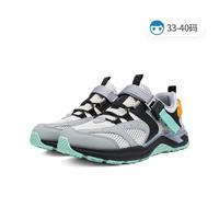 特步 户外男中大童春夏季抽带搭扣轻便时尚百搭舒适透气户外休闲鞋