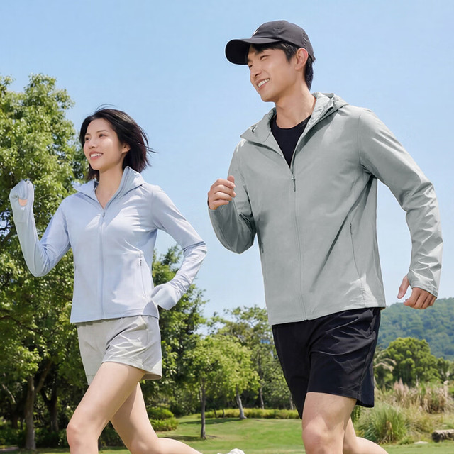 今日必买：京东京造 男女同款原纱UPF400+防晒衣 送速干T恤