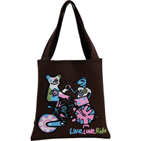  URBAN REVIVO 趣味插画 女士单肩包