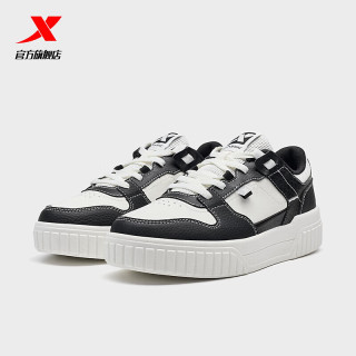 特步 ZW板鞋女秋季新款轻便百搭运动休闲板鞋耐磨潮流女鞋通勤板鞋 黑/帆白