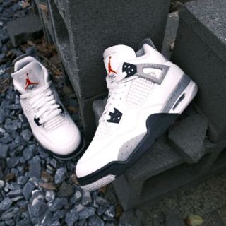 百亿补贴：NIKE Air Jordan 4 Retro 白水泥 中帮 复古篮球鞋 FV5029-100