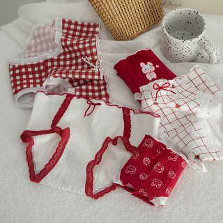 卡拉美拉 热销！3条纯棉内裤 透气甜美清新女士短裤 红色蕾丝卡通款混色