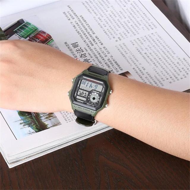 CASIO 42.1毫米电子腕表 AE-1200WHB-3B