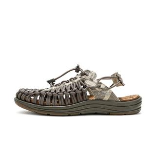 KEEN 凉鞋