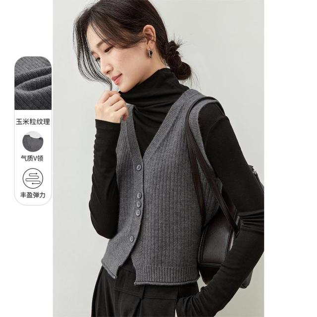 尚都比拉 春款通勤显瘦外穿叠穿开衫背心上衣高级感