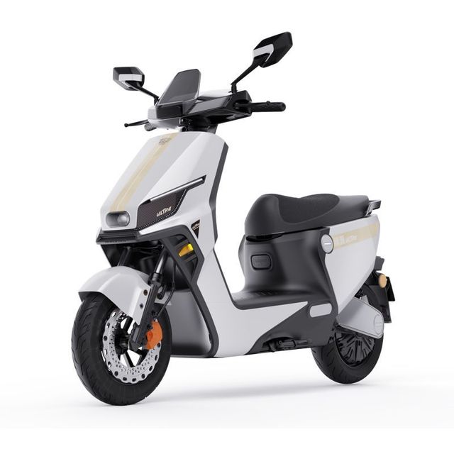 绿源 S75 Ultra 电动摩托车 96V20Ah