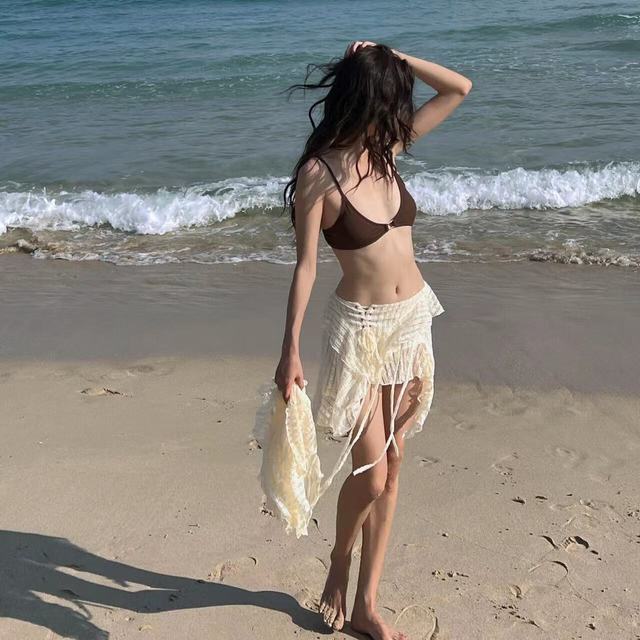OMOM 比基尼分体泳衣女四件套 性感小胸游泳衣度假泡温泉泳装