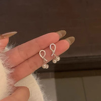 半日逅屿 不对称爱心珍珠耳环女新款2026年爆款独特耳钉轻奢气质高 A1653银