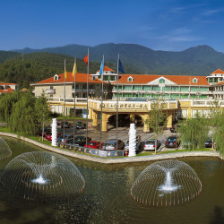 北京世纪金源香山商旅酒店2晚+享国家植物园（北园）门票+花茶3杯