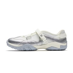 安踏 透气 女士凉鞋 银/象牙白/草白灰-1 37.5