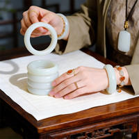  QR/琼瑞阁 过眼无结构 和田玉手镯