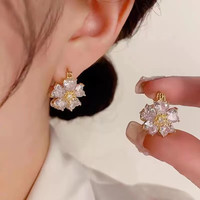  歌米诺 双面花朵耳扣设计 女士耳环