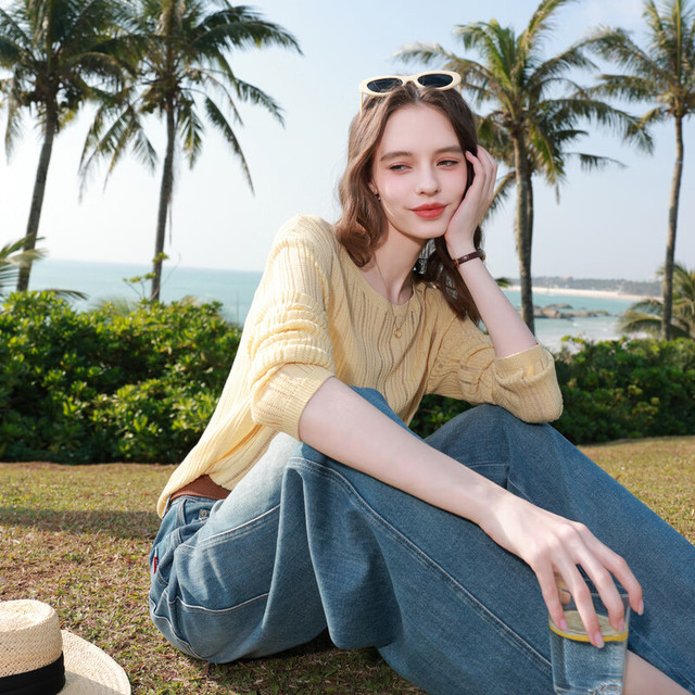 三彩 镂空 女士针织衫