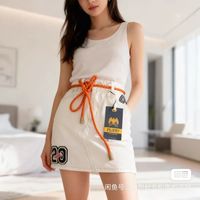 PLORY 全新专柜正品PLORY女短裙，腰带是亮点&贴布&刺绣，原698现一折不到56，爽快的话老板直接包邮