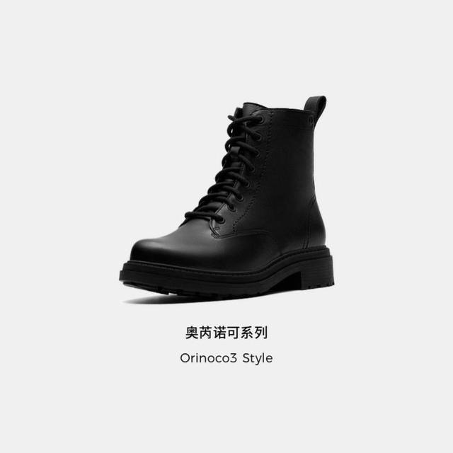 Clarks 女士英伦风中筒骑士马丁靴