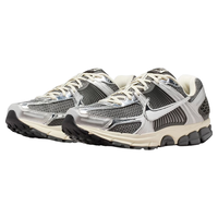 NIKE/耐克 ZOOM 男士休闲鞋 IM3486-001 42