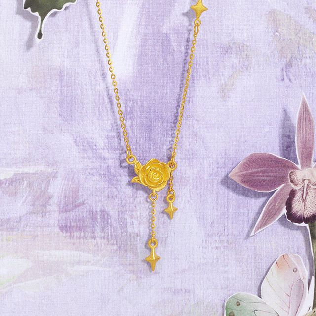 今日必买：周六福 足金玫瑰星辰黄金项链女 计价 4.21g A0613874