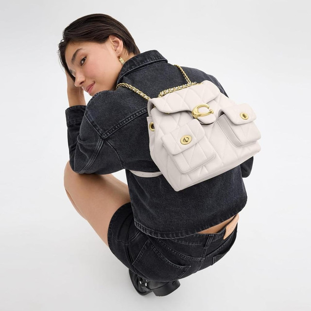 限新用户：COACH 菱格纹TABBY双肩包