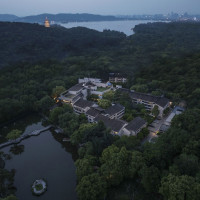 杭州西湖VISHWA玉皇山庄园2晚+自助洗烘+免費停车(周末提前报备车牌)+2杯西湖核心产区明前龙井+西湖骑行打卡...