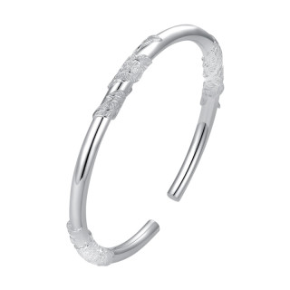 今日必买：周大生 足银手镯S990实心开口繁花女款