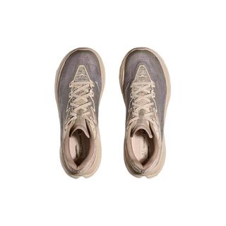  HOKA 户外休闲鞋