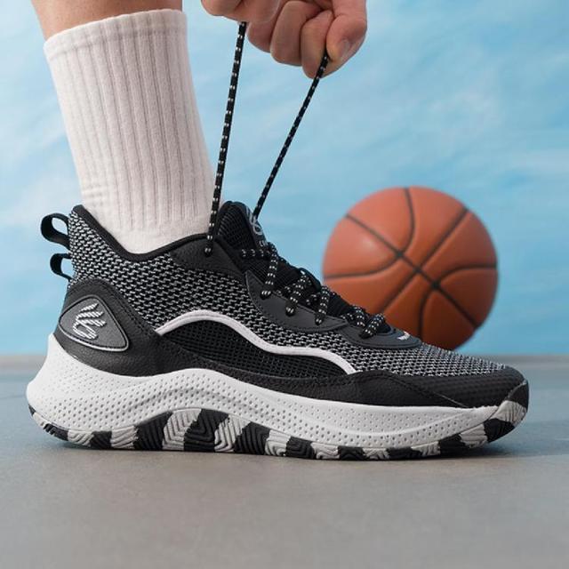 安德玛 CURRY 3Z 24 库里中帮篮球鞋