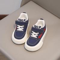 大黄蜂 春新款透气轻便儿童板鞋低帮帆布鞋舒适运动鞋休闲鞋小白鞋户外鞋