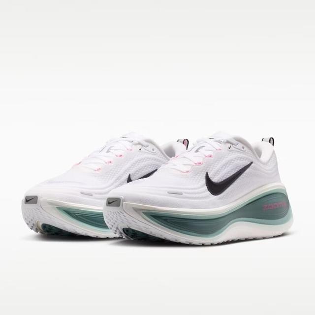 NIKE VOMERO PLUS 男子跑步鞋 HV8150-110
