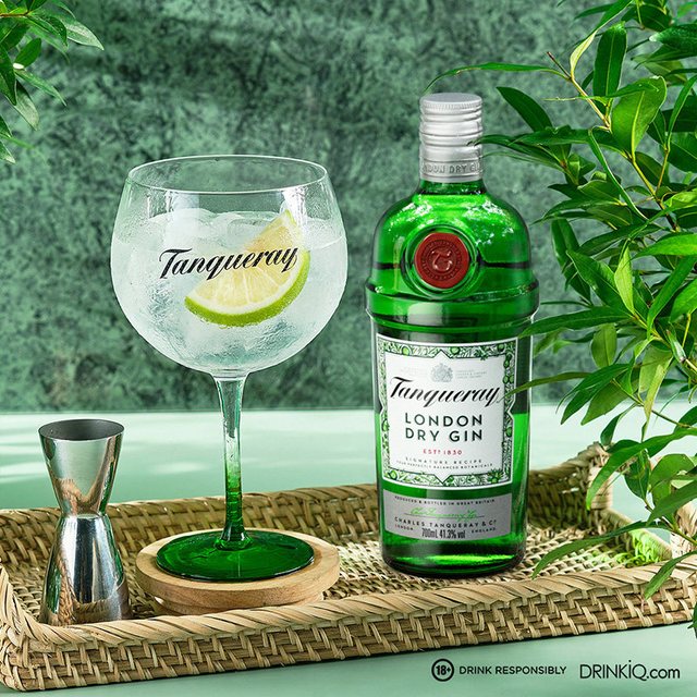 淘金币131.33元、88VIP、今日必买：Tanqueray 调酒基酒组合 伦敦干味金酒750ml*1瓶+黎檬味金酒700ml*1瓶 赠百利50ml*4瓶
