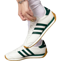 adidas 减震 女士运动鞋