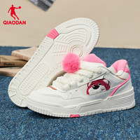 乔丹 女草莓熊可爱增高休闲鞋