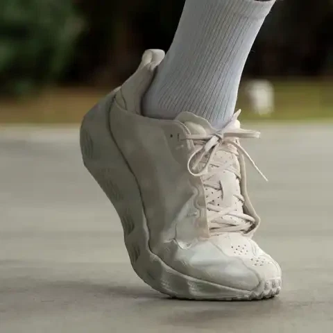 NIKE Ava X 男子缓震跑步运动鞋 HM9697-103