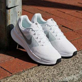 NIKE 男士跑步鞋