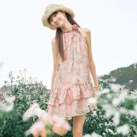 乐町 短款挂脖连衣裙夏季露肩法式碎花挂脖连衣裙
