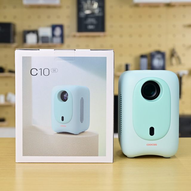 酷开 C10SE 家用AI投影仪