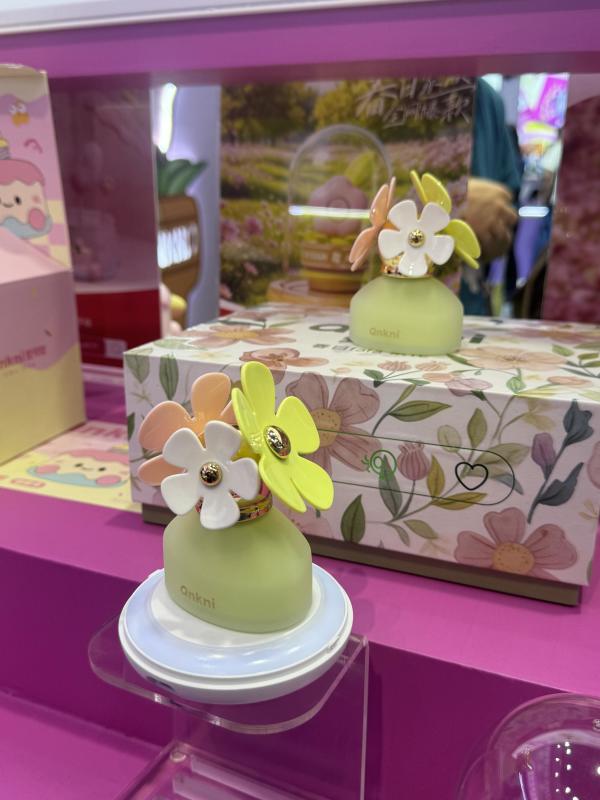 安可尼 春日fafa繁花 吮吸跳蛋（APP操控/自带防尘小夜灯）