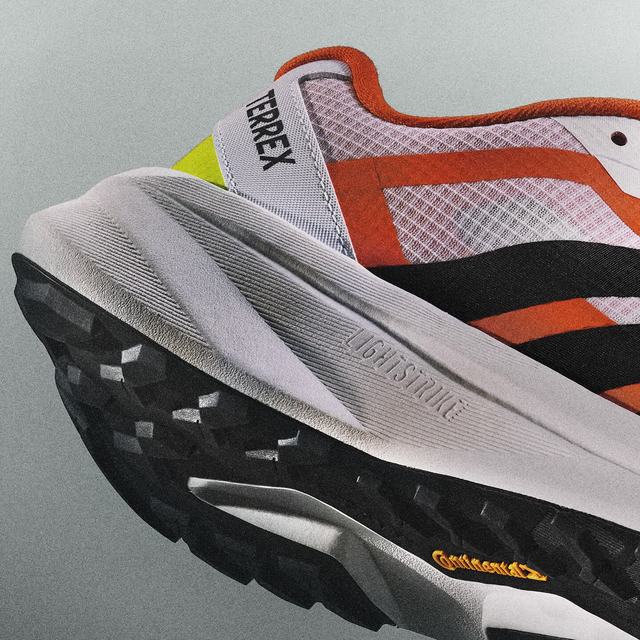 adidas 缓震 户外越野跑鞋