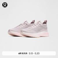 lululemon Crosscity 女款运动休闲鞋 LW9FOXS