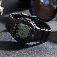 CASIO 手表男小方块多功能学生男女表运动计步防水电子表LWS-2200H-1A