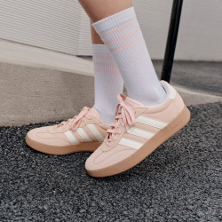 adidas 轻 休闲板鞋